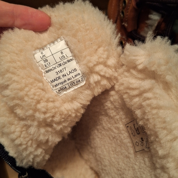 Dr Martens Butter Soft Fur Boots 1460 - Picture 12 of 13